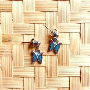 🌿3/$25 🦋Crushed Turquoise & Silver Earrings